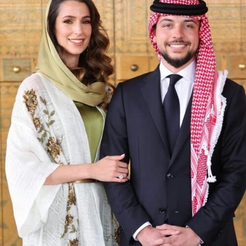 بارك الله لكما وبارك عليكما وجمع بينكما في خير..🤍